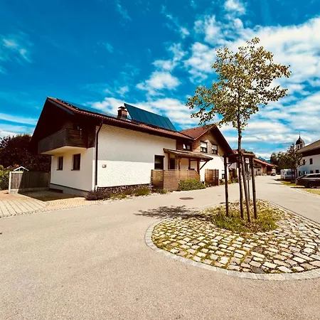 Apartment Kleine Auszeit Eisenberg (Bavaria)